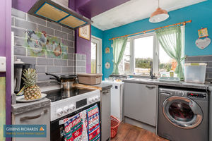 Kitchen- click for photo gallery